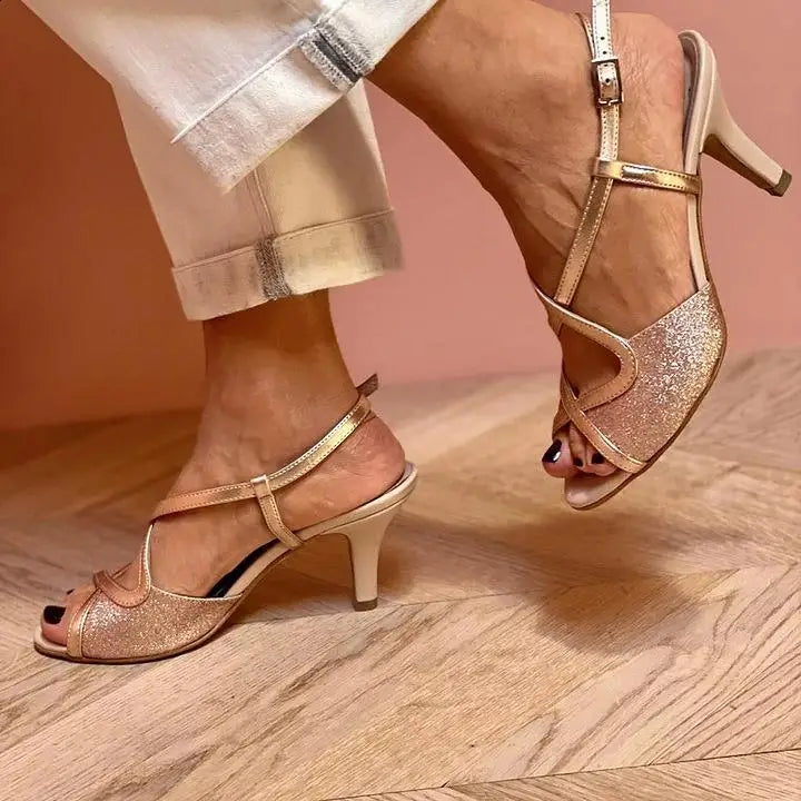 SANDALO ELEGANTE CON TACCO